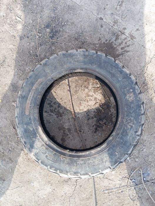 Покрышка на м8 .