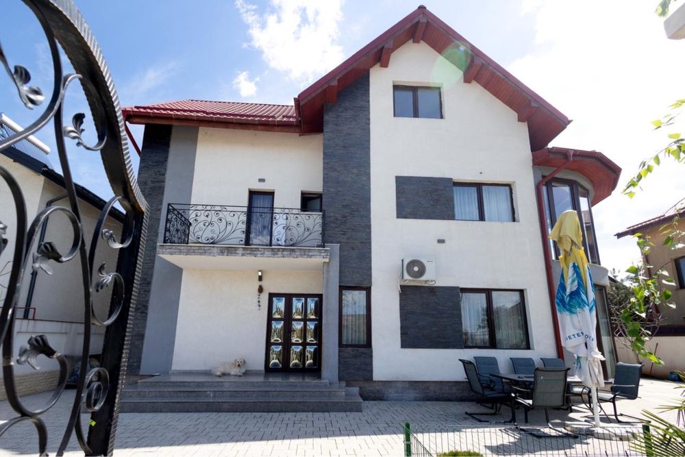 Vilă premium complet mobilată și utilată – Intrarea Nucului 2C (Str. Crenki)