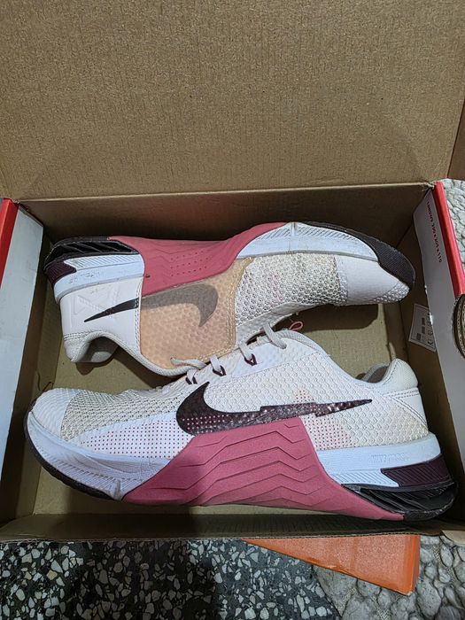 Маратонки найк номер 41