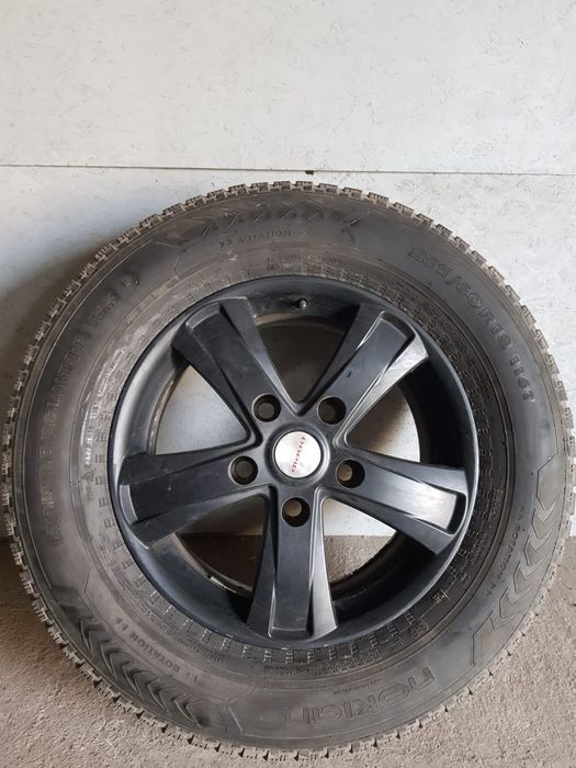 Продам 4 диска и резину