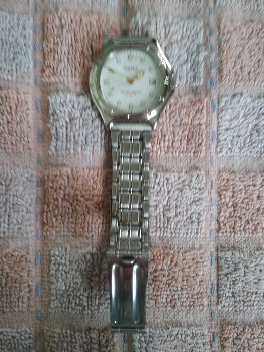 Часы наручные. Orient SP. Рабочие. Только нужна профилактика часов.