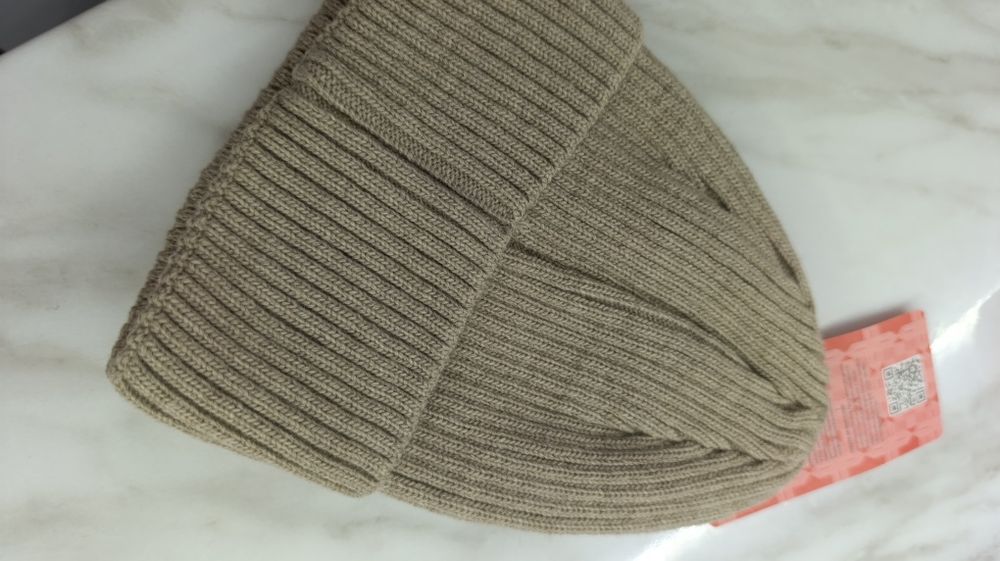 Нови дебели шапки Tommy, North face други