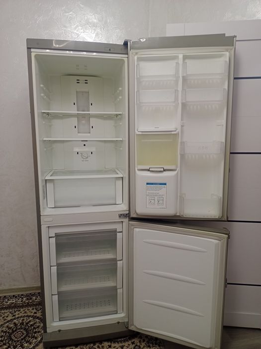 Продам холодильник LG