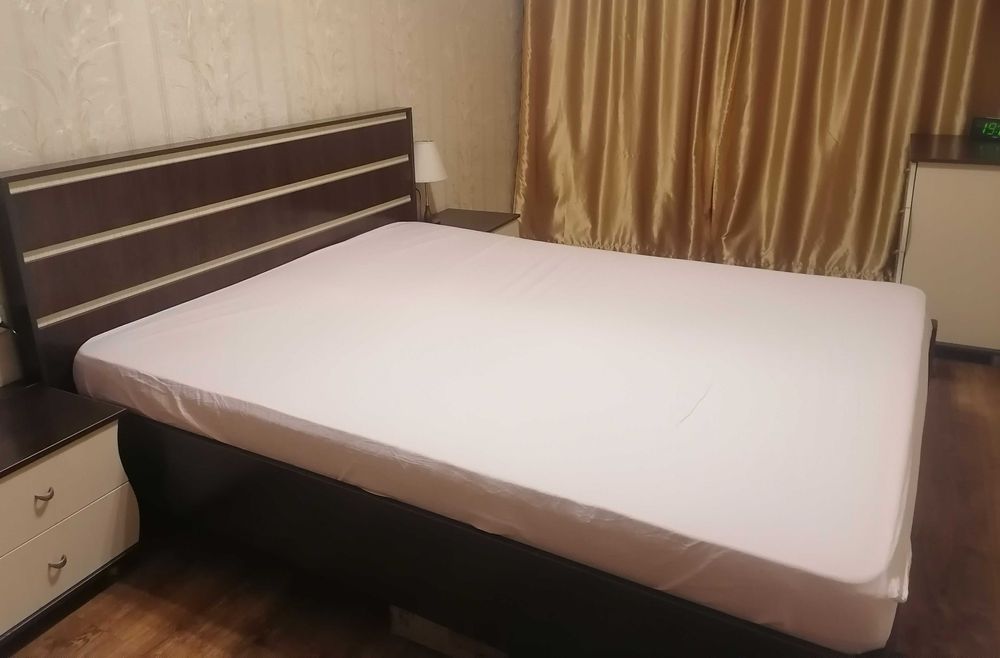 продам кровать двуспальную