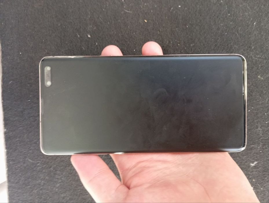 Samsung 10s 5g sotiladi olafiganla aloqaga chqsin