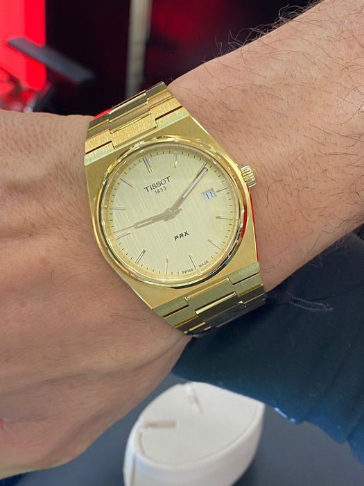 Часы TISSOT швейцарский бренд (оригинал)