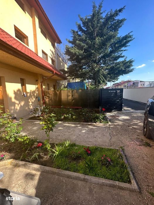 Vilă, P+E+M, Str. Sofia, Oraș Otopeni