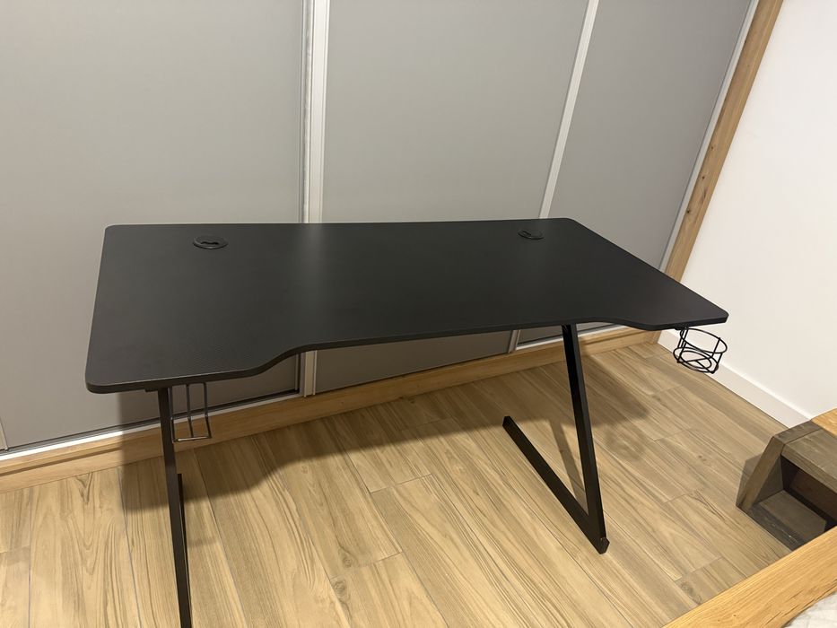 Masa birou culoare negru