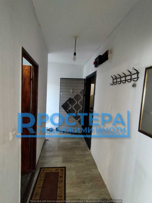 Продава се Двустаен апартамент в Търговище, Запад 2 - 63 кв.м за 1174 €/кв.м - Снимка #9