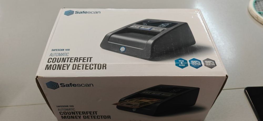 Safescan 165i детектор на фалшиви банкноти EUR, USD, CHF, GBP, DKK, SEK...