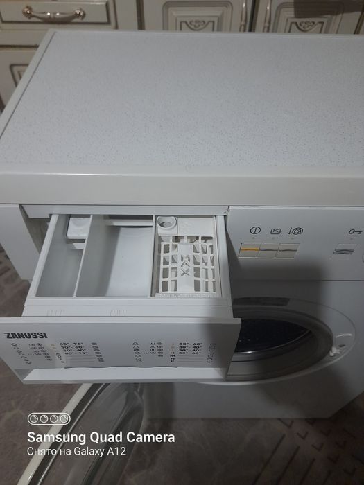 стиральная машина Zanussi