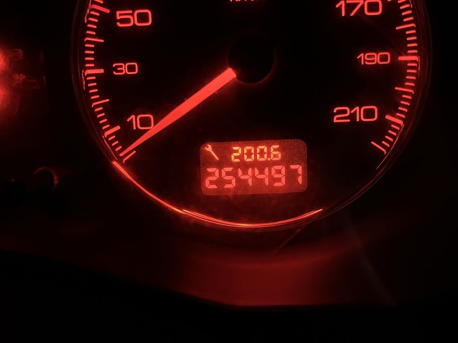 Peugeot 307 год 2006