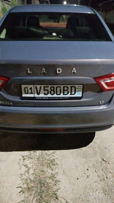 Продам автомобиль Лада Веста на пропане