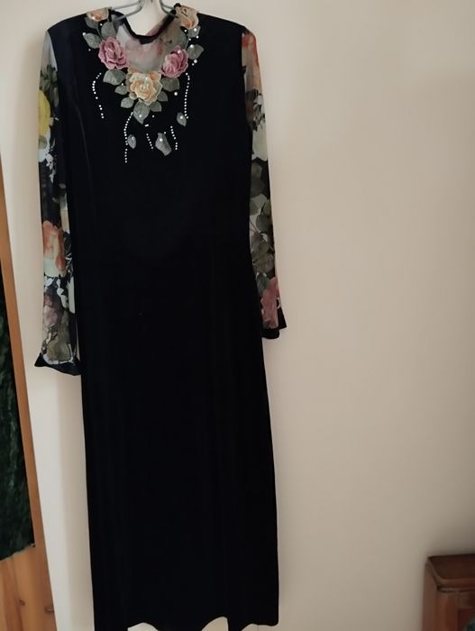 Платье велюр . Разм 50+