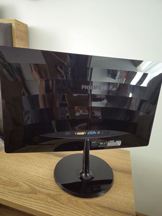 Монитор Philips 227E6L – 21.5" Full HD