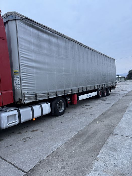 Semiremorca KRONE MEGA
