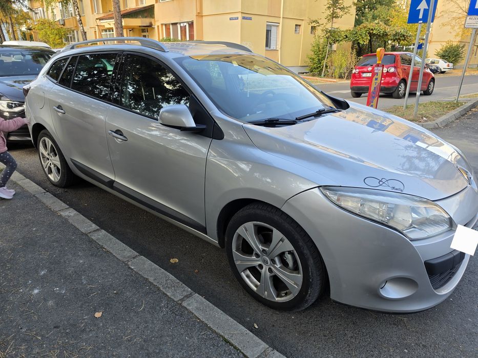 RENAULT Megane 2011 — imagine 2
