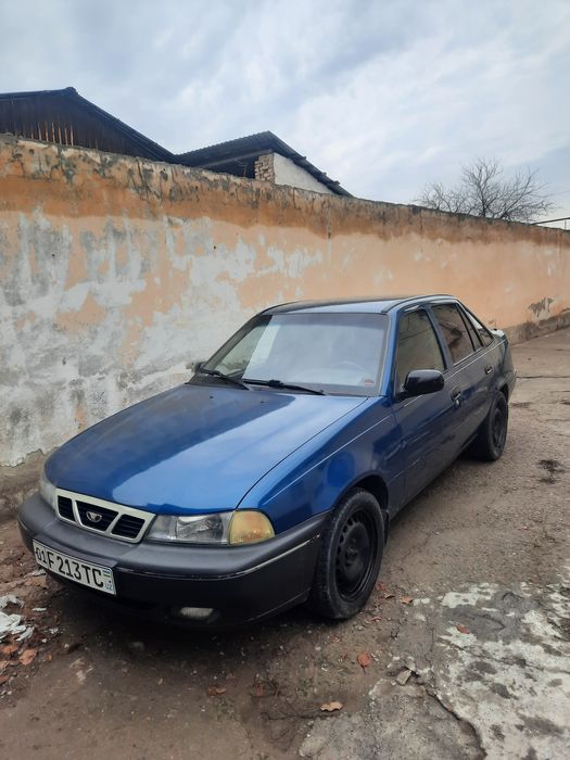 Продам нексию1  99 года выпуска