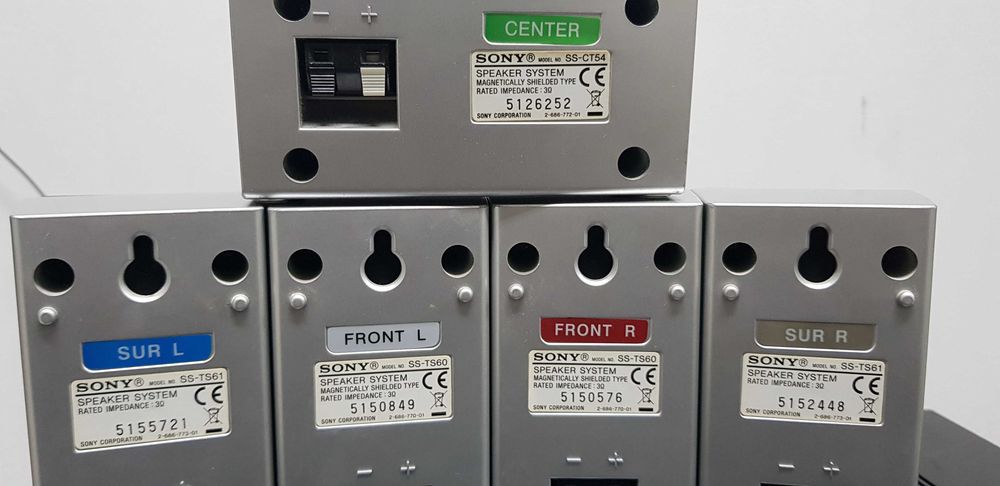 Sony 5 boxe sateliti SS CT 54 centru TS 60 front TS 61 sur DAV DZ10 20
