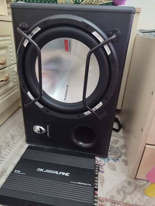 Сабвуфер с усилителем