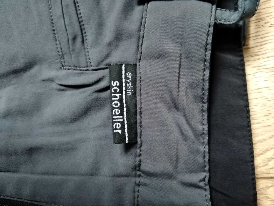 pantaloni Mammut marime 46 și borseta mammut