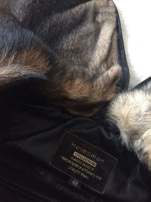 Продаю куртку кожаную