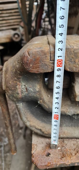 Професионално менгеме и наковалня