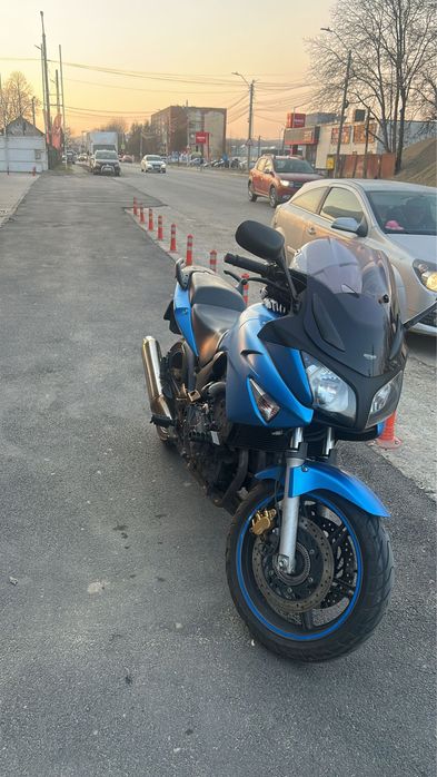 Honda CBF600SA.