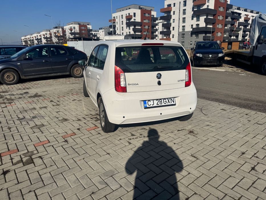 închirieri auto Glovo Tazz bolt uber personal