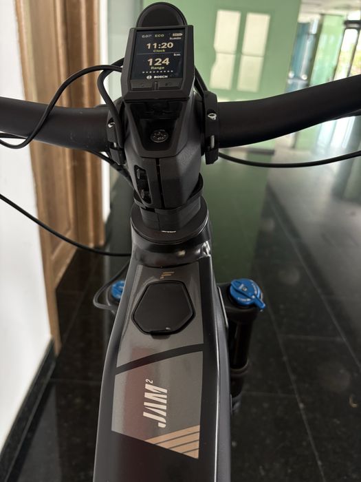 Bicicleta electrica Focus Jam 2 full suspension