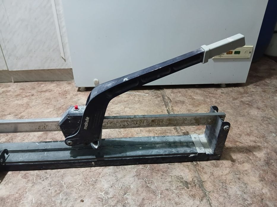 Продаётся  кафель резка