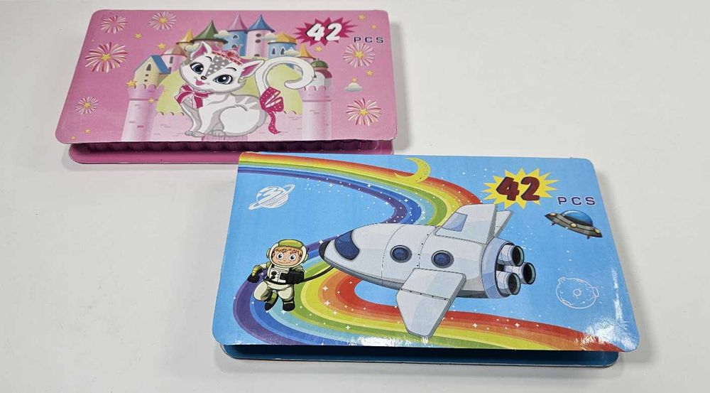 Комплект несесери с 42 и 68 части за рисуване / налични цветове