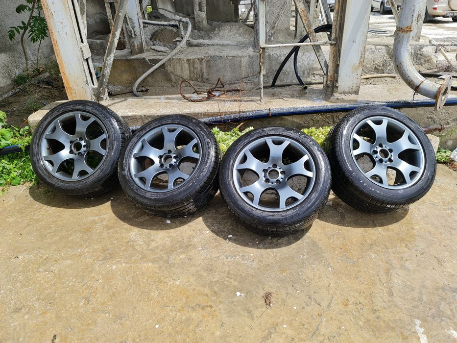 Гуми с джанти от БМВ Х5 2003'