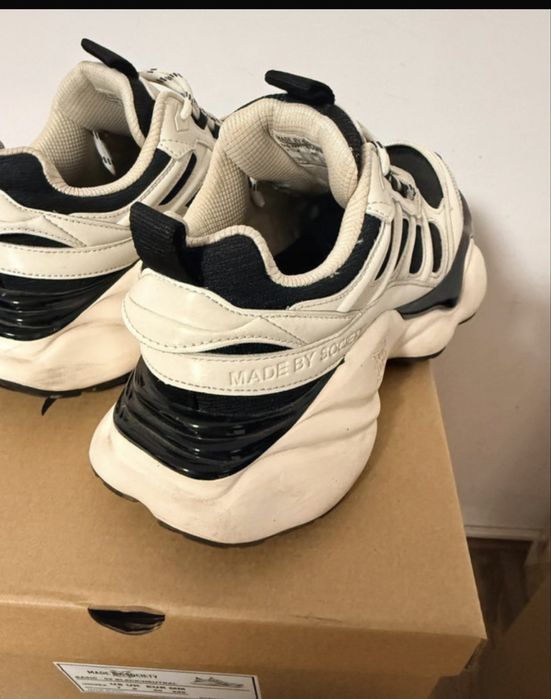 Adidasi Made by Society