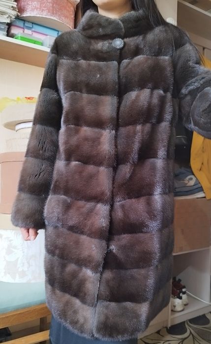 Продаю норковую шубу