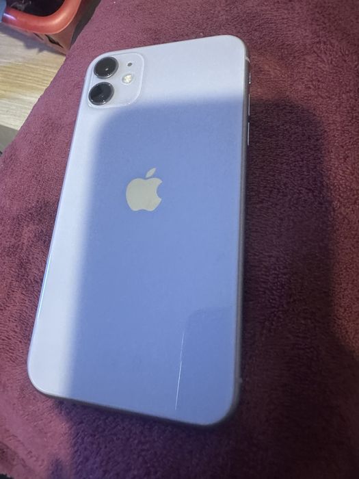 Vand  iPhone 11 purple