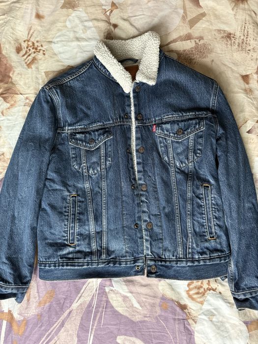 Преходно Яке LEVIS