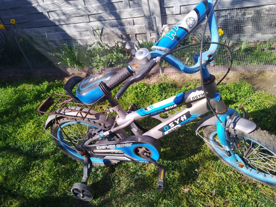 Vând bicicletă copii.