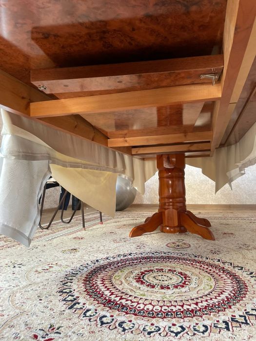 Продам стол из дерева