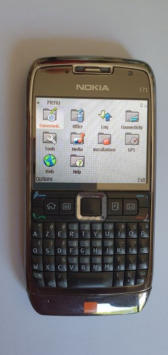Telefon Nokia E71