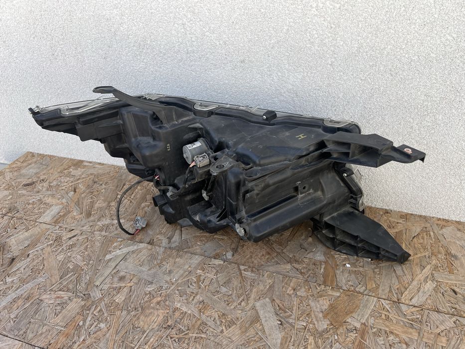 Far stanga Toyota Land Cruiser J150 Facelift LED Original Europa