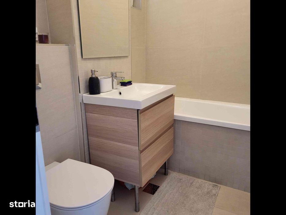 Apartament 3 camere, open space, luminos, vedere munți si Tâmpa.