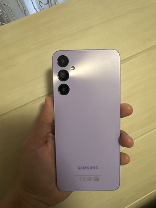 Самсунг а05s продам