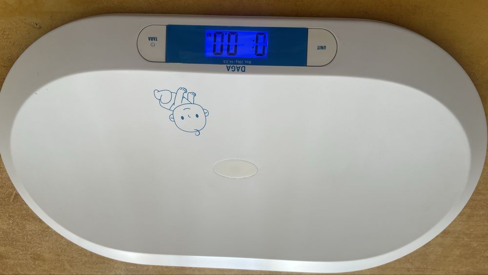 Бебешка везна Daga