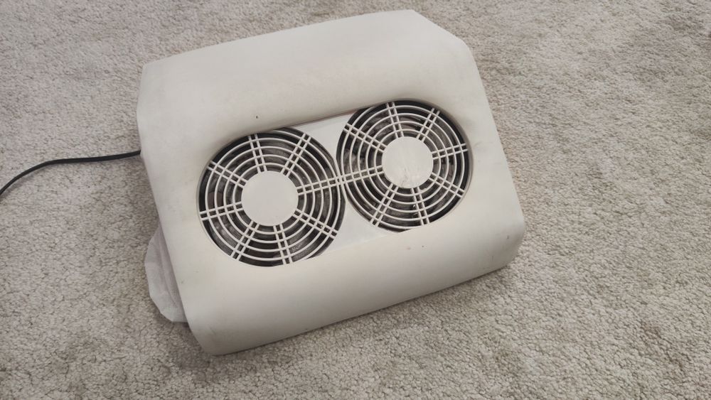 Продается пылесос для маникюра БУ