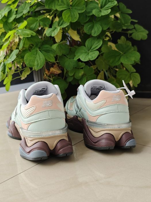 New Balance 9060