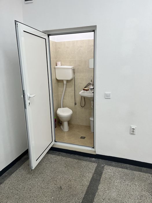 Дава се под наем Офис в Карлово - 40 кв.м за 204 € - Снимка #3