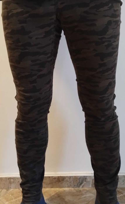 Спортни панталони  Yessica C&A/Xside Каки