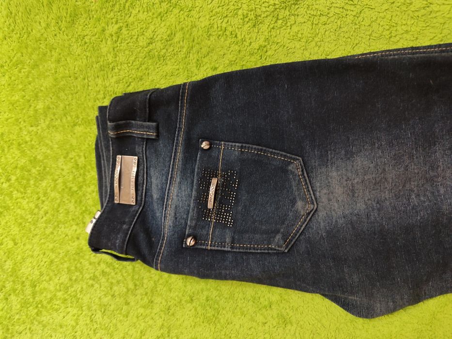 Джинсы размеры 27-28