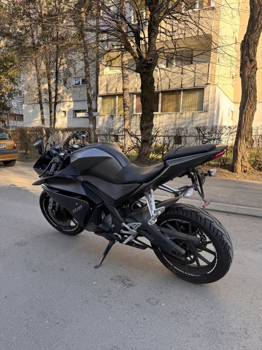 Yamaha YZF R -125